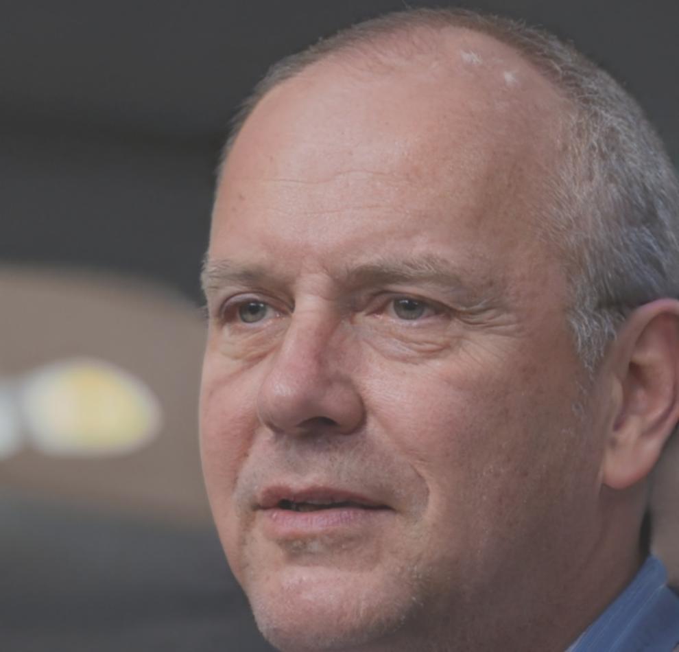 Portrait de Marc Dubois, Directeur Analyse Financière